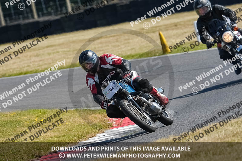 cadwell park;cadwell park photographs;cadwell trackday photographs;enduro digital images;event digital images;eventdigitalimages;peter wileman photography;racing digital images;trackday digital images;trackday photos